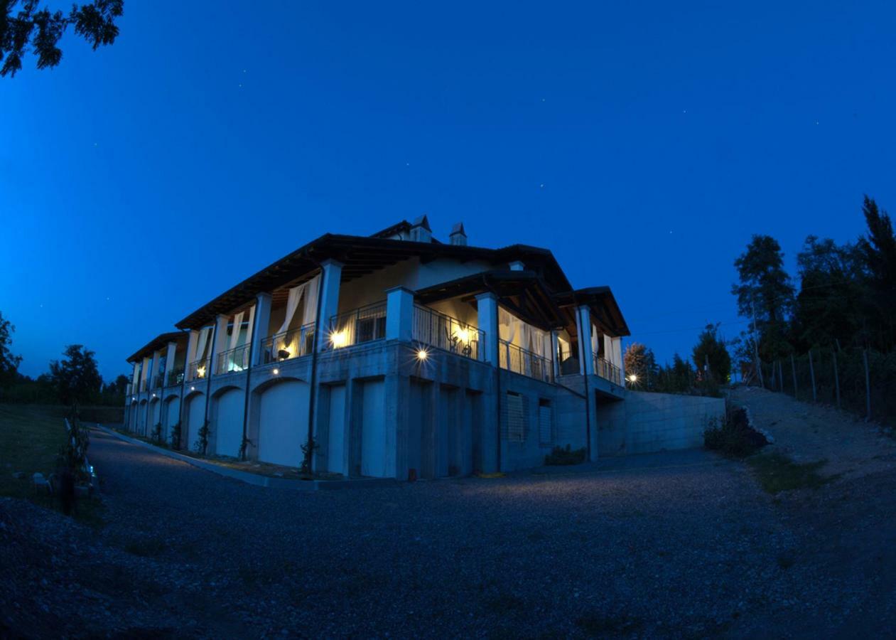 Il Sassoscritto Bed And Breakfast Montecalvo Versiggia Exterior foto